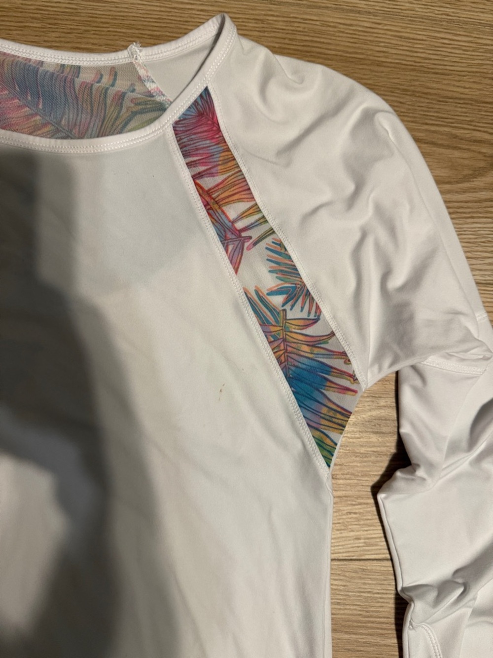 Reel Legends White Long-Sleeve Performance Top with Multicolor Palm Trim - Picture 8 of 9